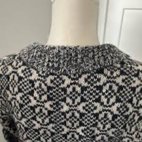 Banana Republic Double Breasted Cardigan - Picture 7 of 12